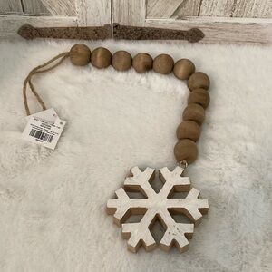 Beaded Christmas Snowflake Garland